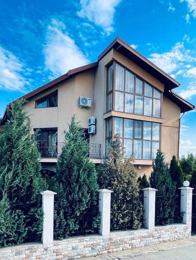 Ami Residence Bucharest Airport,Therme&Free Parking Otopeni Dış mekan fotoğraf